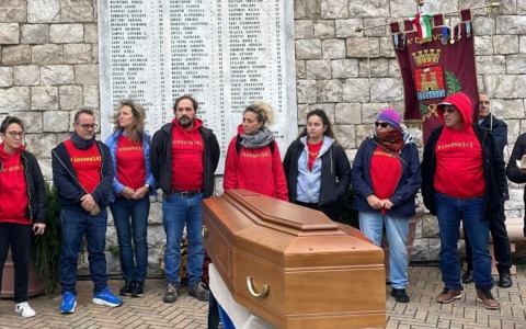 L’Assessore regionale David Barontini all’addio a Loris Rispoli