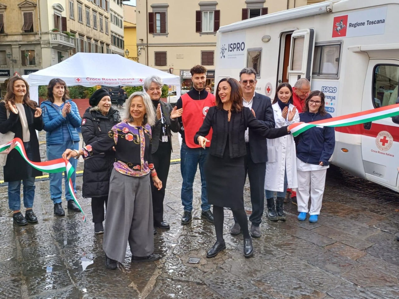 Prevenzione oncologica: fino al 21 screening gratuiti su due mezzi Ispro in Piazza Duomo