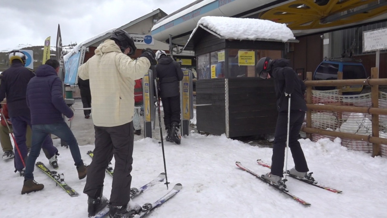 Natale con grande attesa per la neve all’Abetone, impianti aperti