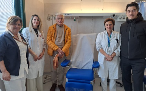 Una nuova poltrona elettromedicale all’Ospedale San Giuseppe