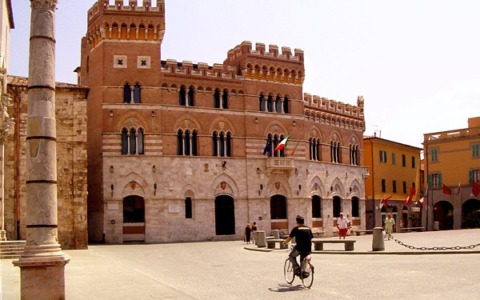 Grosseto si prepara a celebrare il Capodanno 2026: i dettagli della festa in piazza