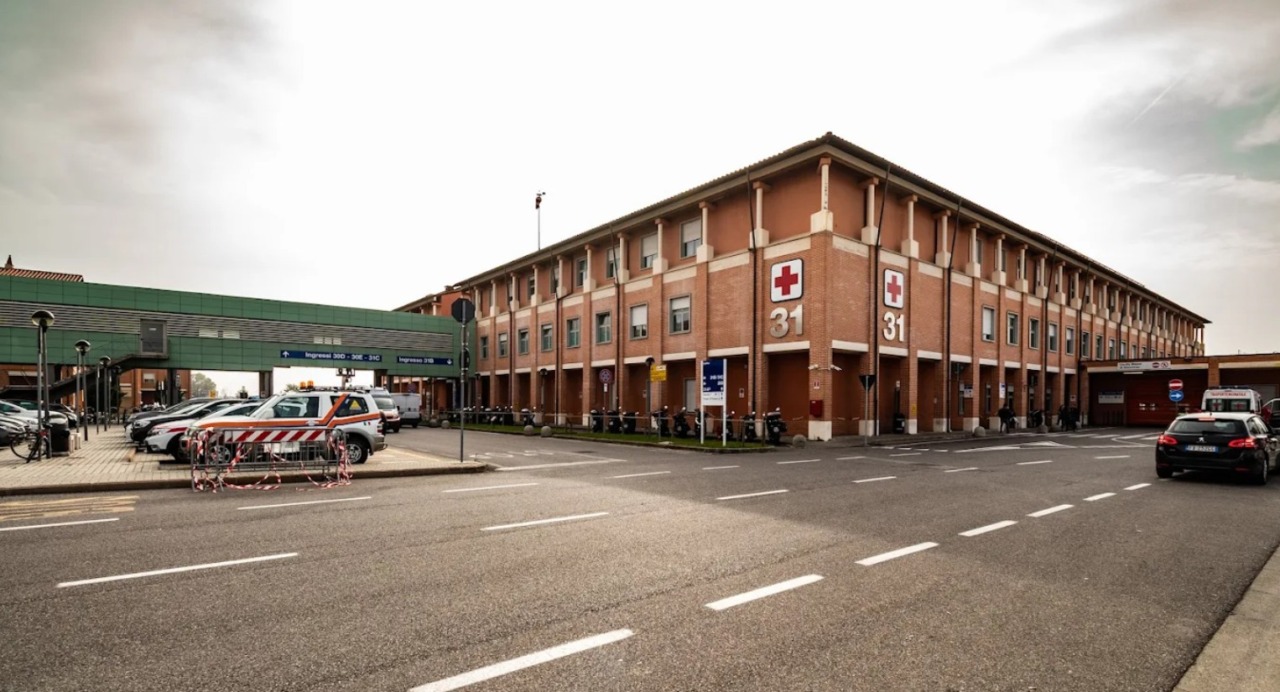 Venti carrozzine donate al centro trapianti di Cisanello grazie all’associazione regalami un sorriso