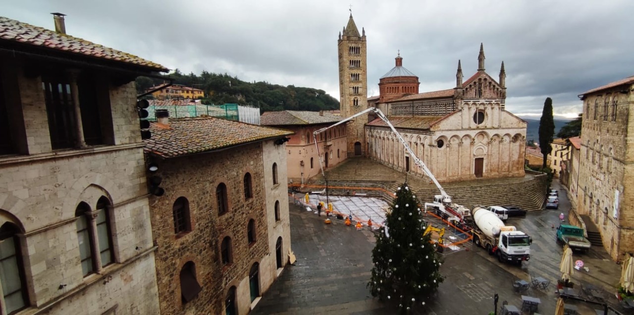 Avanzano i lavori in piazza Garibaldi