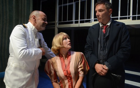 Pistoia, Teatro Manzoni: “L’uomo, la bestia e la virtù” di Pirandello con Gravina