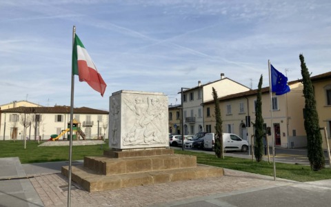 Restaurato il monumento ai caduti