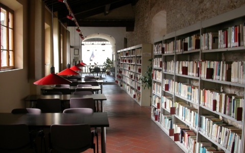 La biblioteca Carducci di Pietrasanta ottiene un finanziamento dal ministero della cultura per l’acquisto di nuovi libri