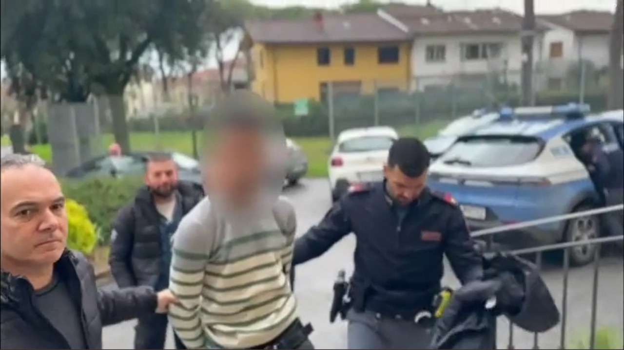 Accoltellamento nelle vie del centro di Montecatini, 5 arresti