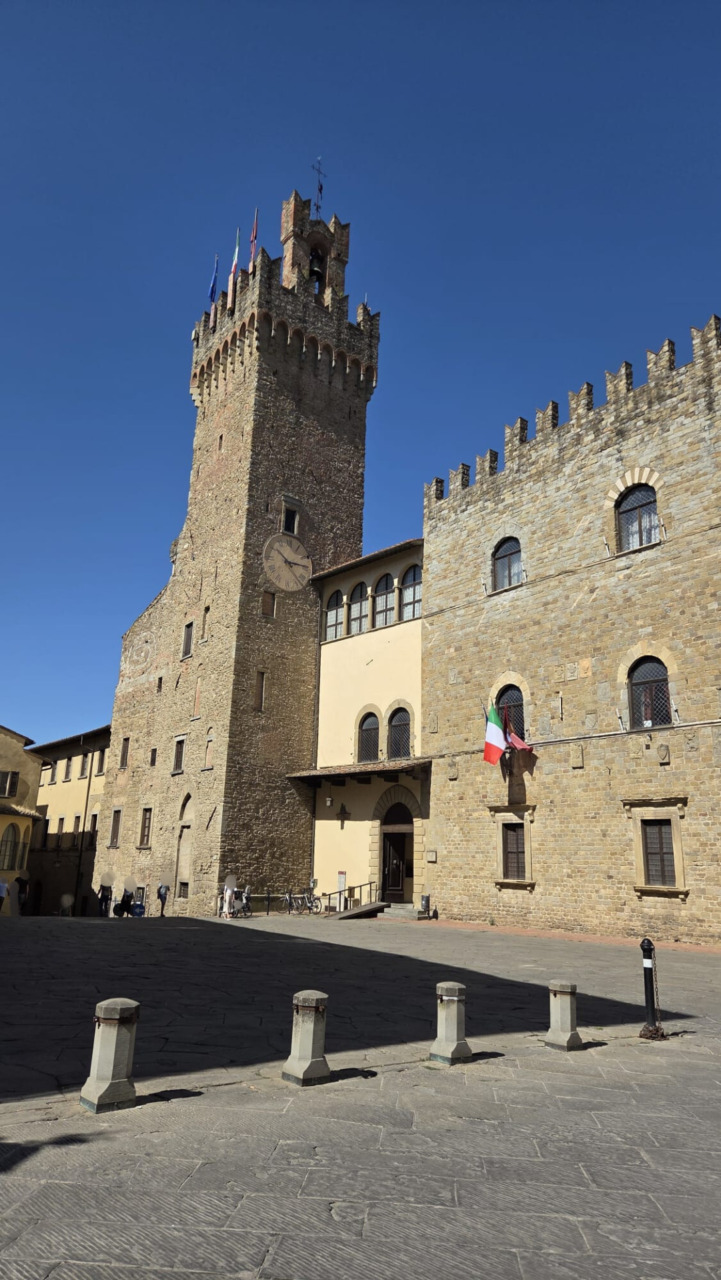 Arezzo Sogna un Capodanno Indimenticabile: Nada, Nikki, Aladyn e Bandão in Piazza della Libertà