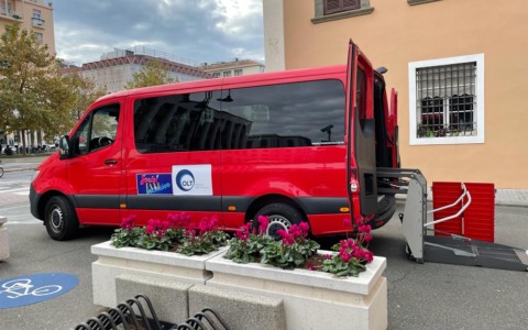 Taxi Social a Livorno: il servizio gratuito per le Festività Natalizie