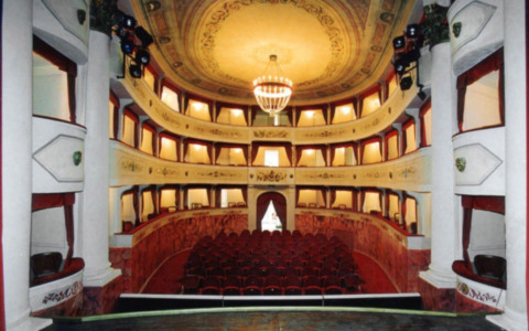 Il Serchio delle Muse: trionfo di musica e solidarietà a Barga nel concerto degli auguri