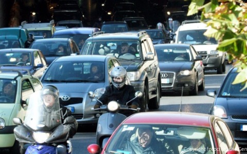 Firenze tra le prime 100 nel mondo per il traffico lumaca