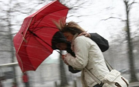 Maltempo in Toscana, allerta gialla nel nord ovest della regione