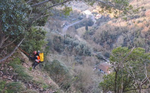 Via Faentina, modifiche al trasporto pubblico: scatta il servizio navetta per la frana