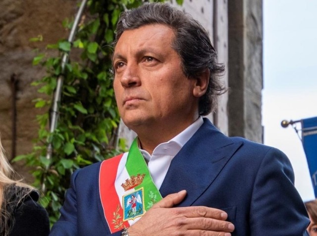 Rischio incendi nei locali: divieto di giochi pirotecnici