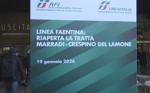 Firenze, subito fermo il treno sulla Faentina riaperta da Rfi