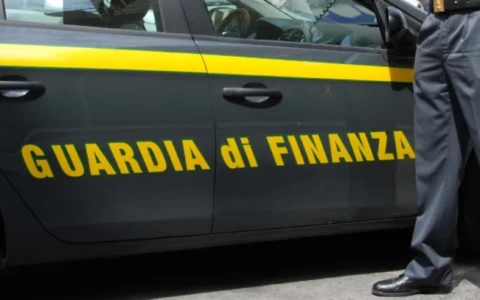 Smantellata banda di falsi finanzieri a Pontedera