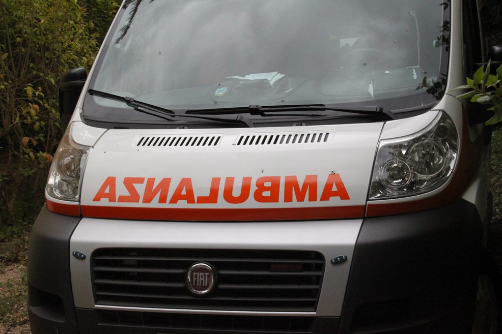 Lucca, corpo carbonizzato trovato in un bosco: appartiene ad una donna