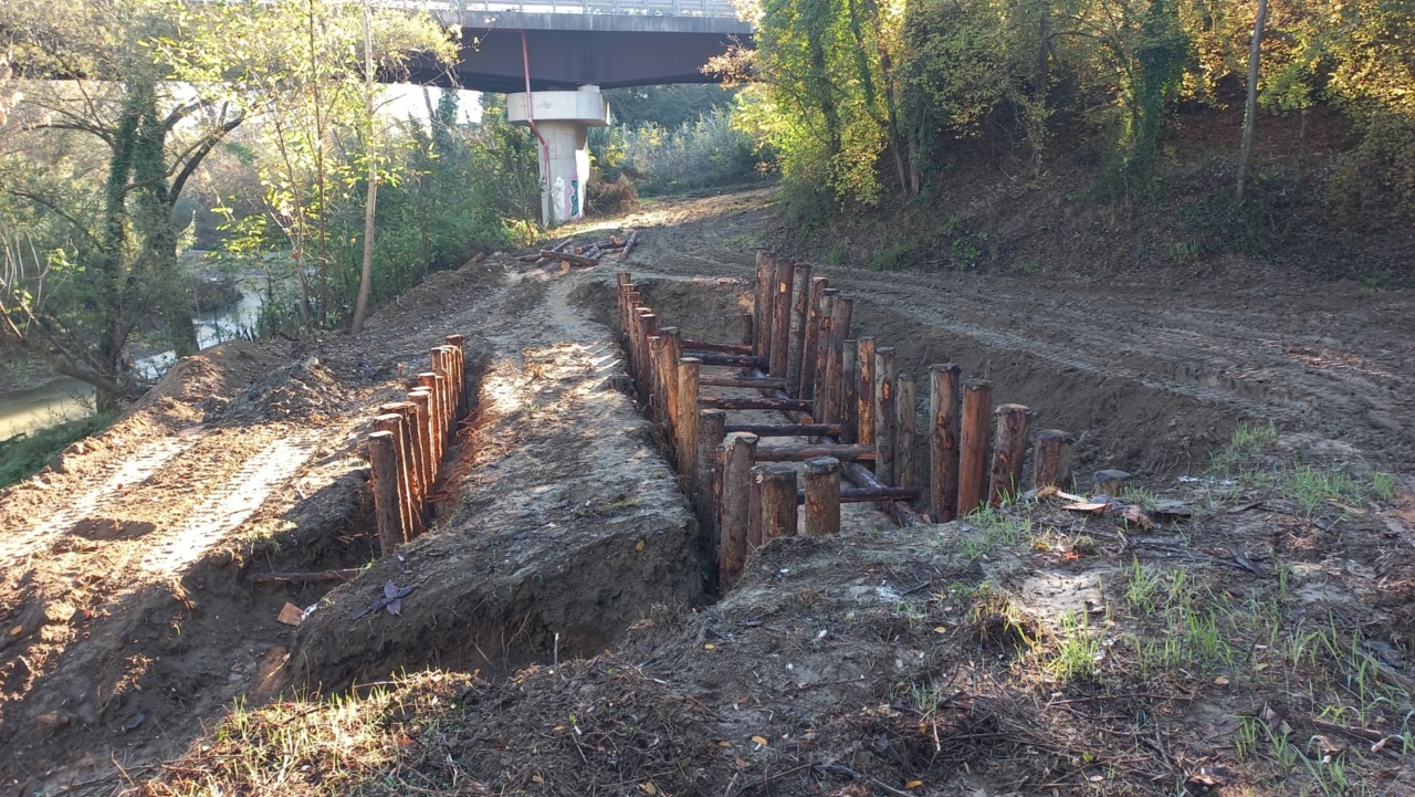 Torrente Elsa, intervento per ripristinare il percorso lungofiume a Gambassi