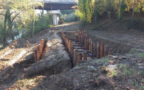 Torrente Elsa, intervento per ripristinare il percorso lungofiume a Gambassi