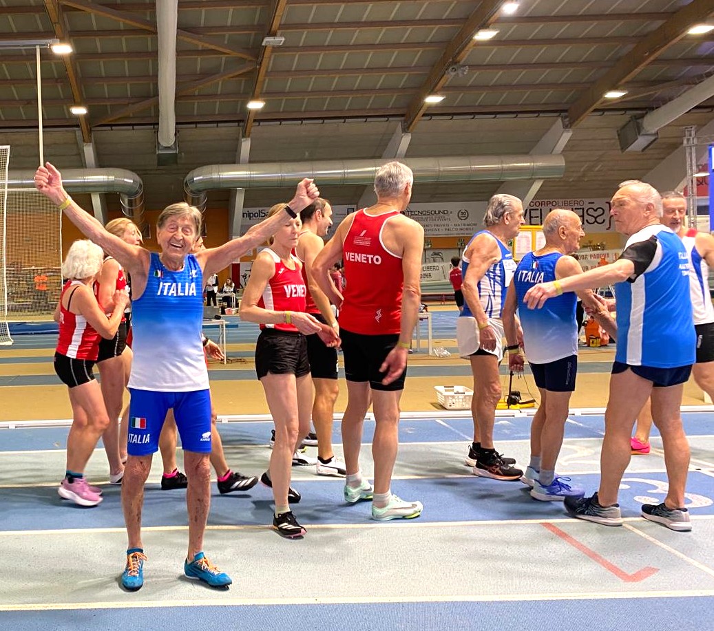 L’impresa di Remo Marchioni, a 90 anni fa il record con la staffetta