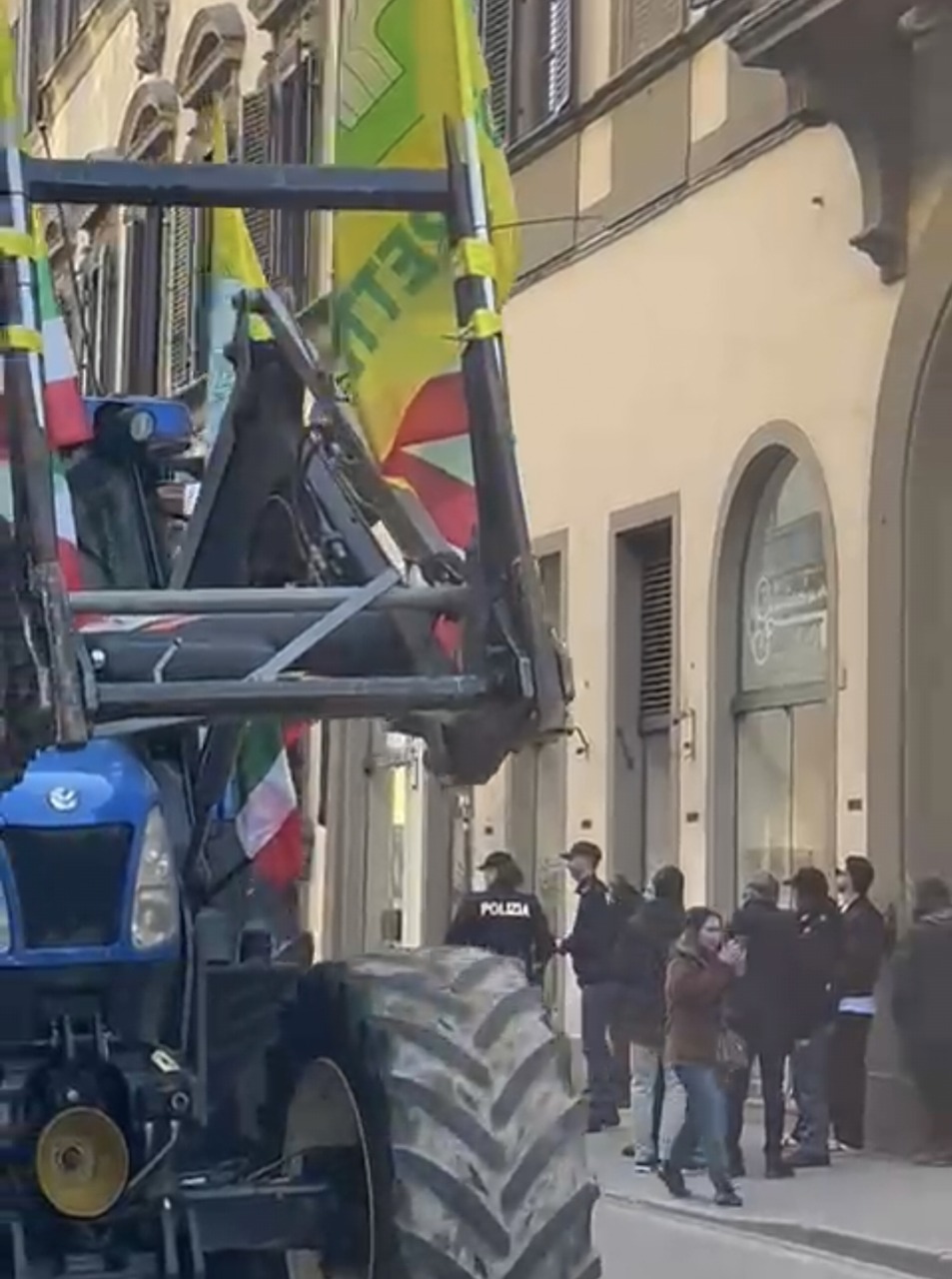 Coldiretti, migliaia di agricoltori in marcia sotto la Regione