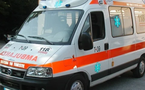 Trovato un cadavere tra gli scogli a Piombino