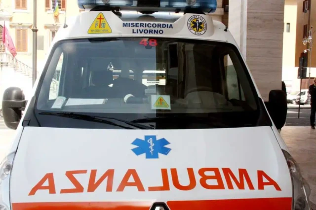 Terrore nella notte a Livorno: donna scende in strada e chiede aiuto