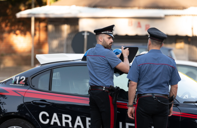 Camaiore, tragedia in famiglia: uccide moglie e figlio, fermato un 63enne