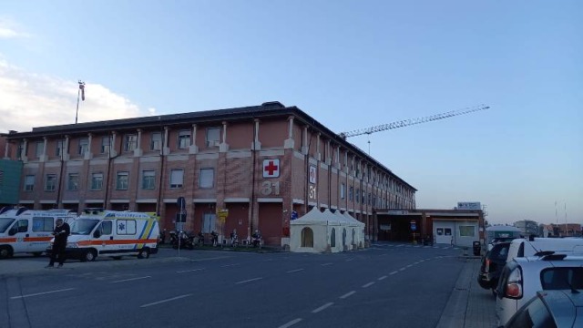 Cascina, scontro fra due automobili: ferito un 33enne