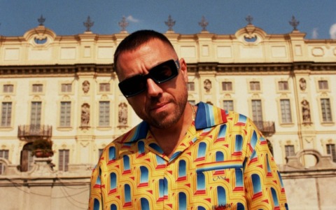 Coez porta il suo tour a Pisa il 22 luglio al Summer Knights