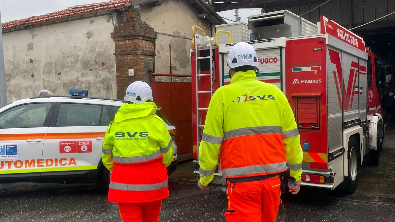 Operaio 50enne morto sul lavoro a Livorno: tre persone indagate