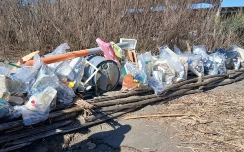 Litorale pulito: i cittadini di Capalbio si mobilitano per la seconda volta in due mesi