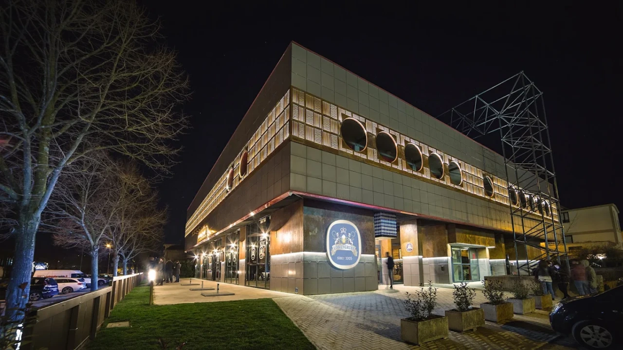 Spettacolo e solidarietà, una serata evento da Löwengrube Pistoia