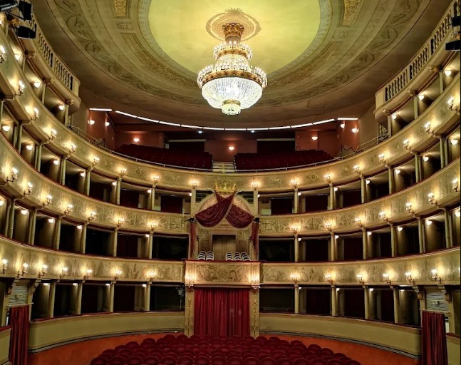 Al teatro del Giglio il concorso per danzatori nel Dance Meeting 2026