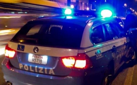 26enne trovato morto in un appartamento del centro storico