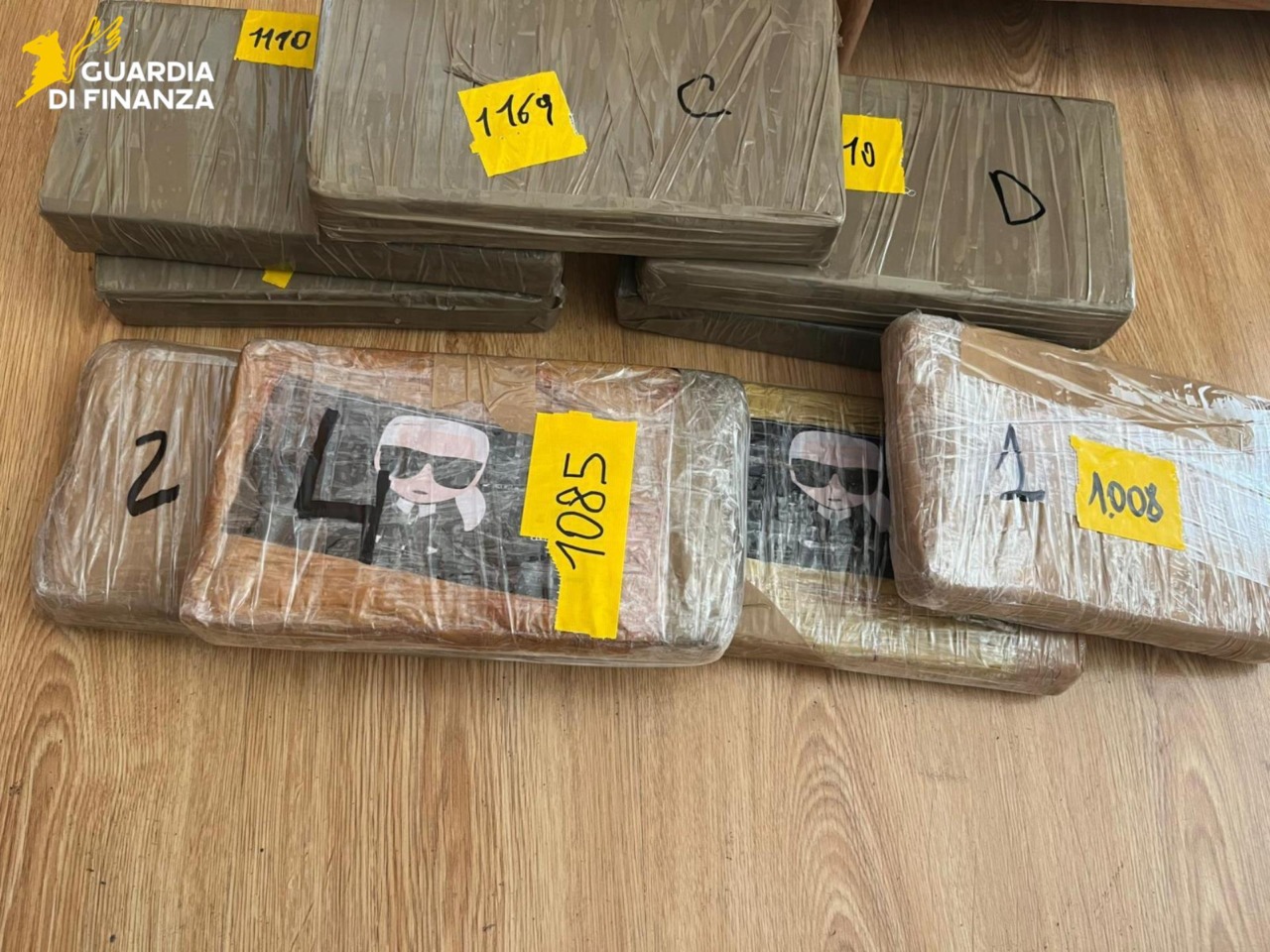 Droga tra Firenze e Prato: maxi sequestro di cocaina e hashish, due arresti
