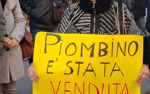 Affaire rigassificatore a Piombino: Ferrari nuovo commissario? I cittadini di nuovo in piazza il prossimo 11 aprile