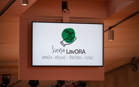 Agricoltura, a Siena confronto tra imprese, politica e sindacati