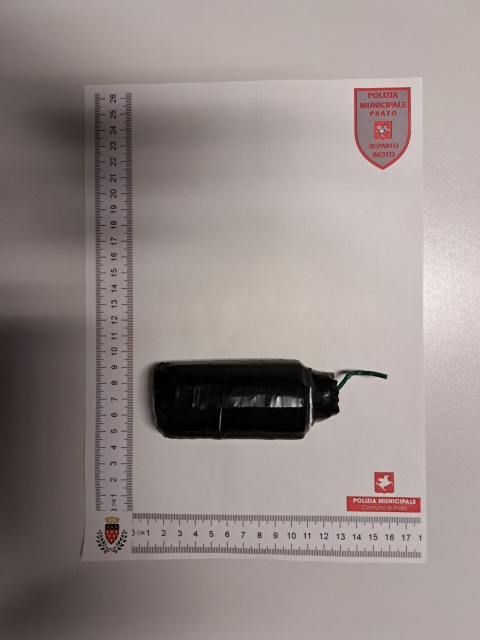 “Commando cinese”: in auto con armi e bomba carta: cinque arresti