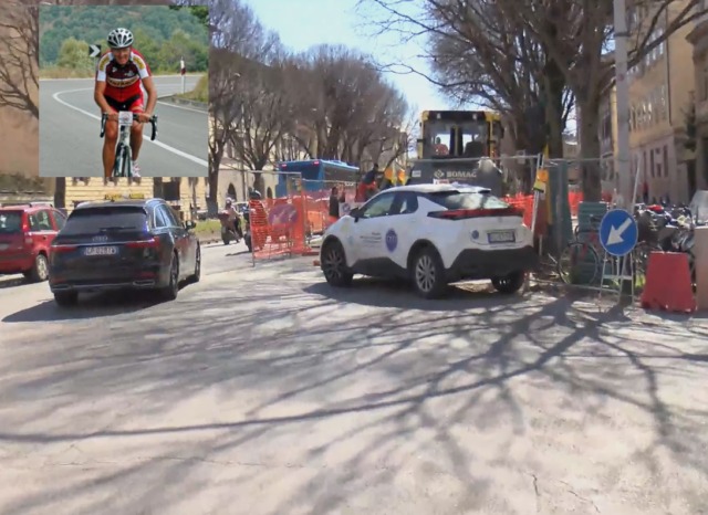 Tragedia in viale Gramsci a Firenze: ciclista muore dopo l’impatto con un mezzo pesante