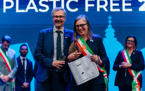 Cinque Comuni premiati Plastic Free, Follonica e Vicopisano ottengono due tartarughe