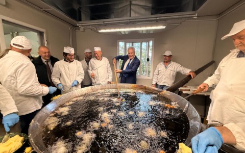 Frittelle di Montefioralle, l’antica sagra nel cuore del Chianti