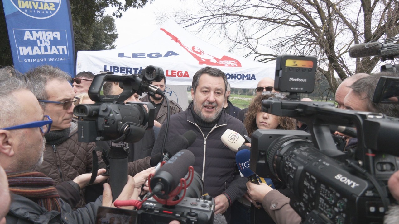 Salvini: “Anche a Firenze il taser alla Municipale. E i Cpr servono ovunque”