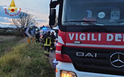 Esce di strada con l’auto, muore 76enne