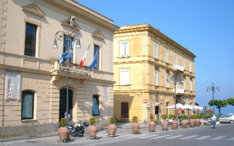 Otre 8mila posti di lavoro nelle province di Lucca, Pisa e Massa-Carrara