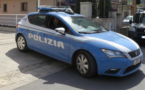 Filma col cellullare l’aggressione a una donna, 50enne massacrato
