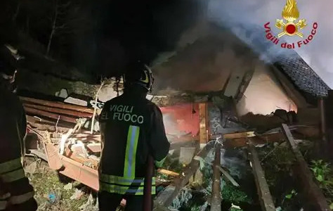 Lucca, due morti nell’esplosione del dicembre 2024: c’è l’installatore nel mirino