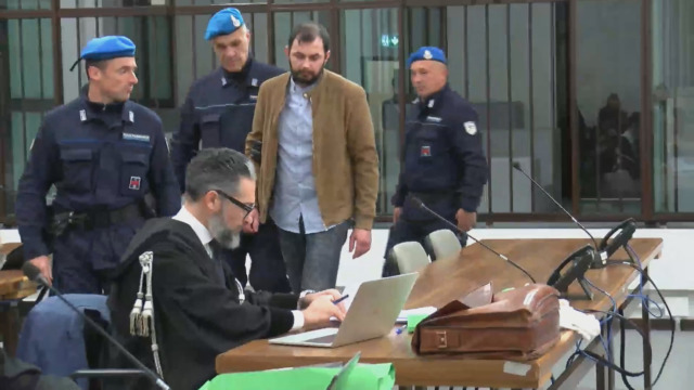 Processo al killer delle escort, Frumuzache in aula: “Le ho uccise per difendere la mia famiglia”