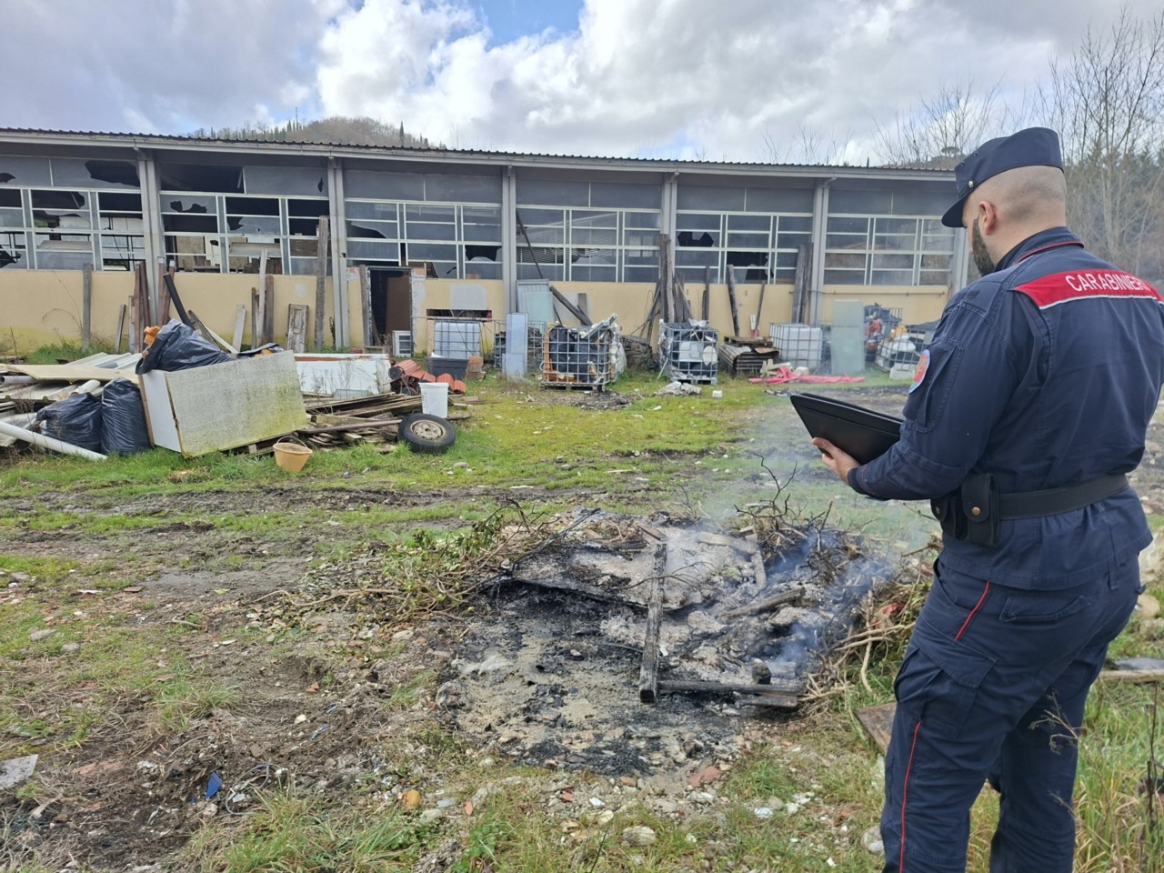 San Casciano Val di Pesa (Firenze), tre casi di combustione illlecita