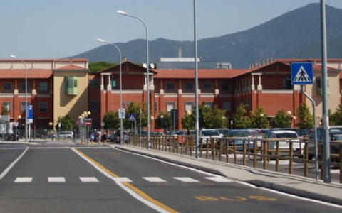 Camaiore, 19enne gravissimo dopo l’incidente in scooter